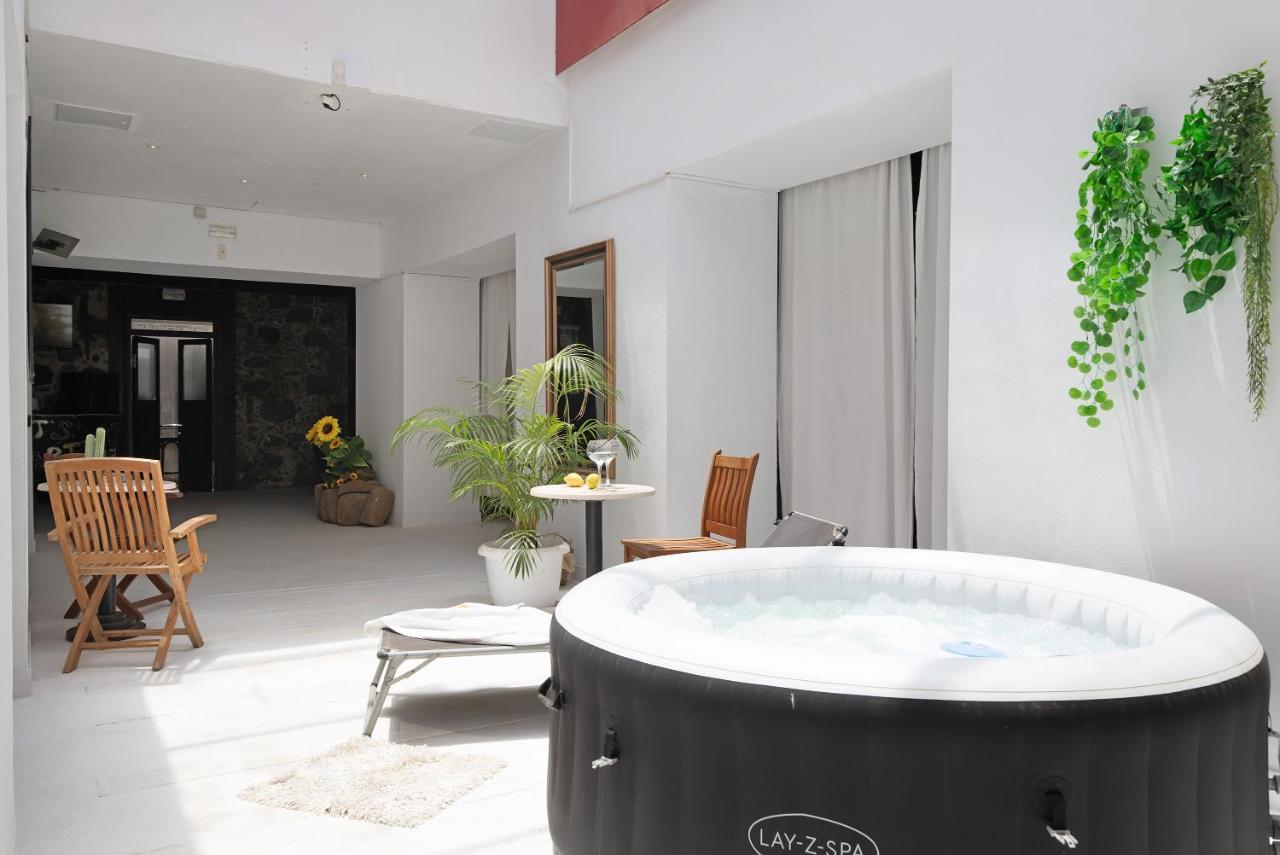 Brothers House Arrecife  Exteriör bild